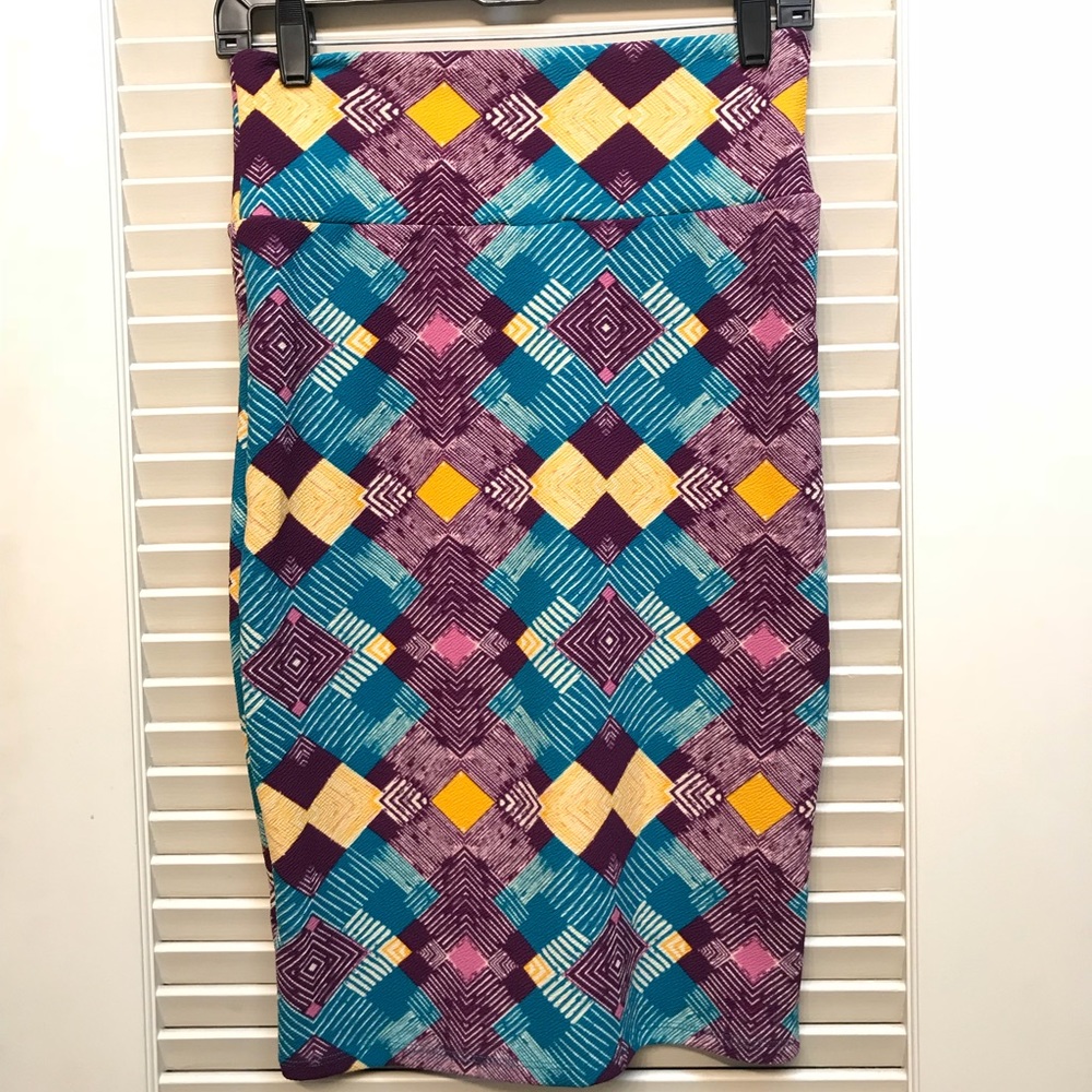 Lularoe Cassie XS Purple Teal Geometric